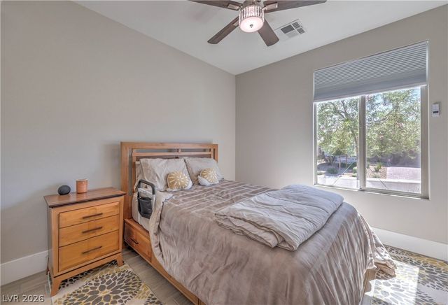 9584 SARD Lane, Las Vegas, NV 89143