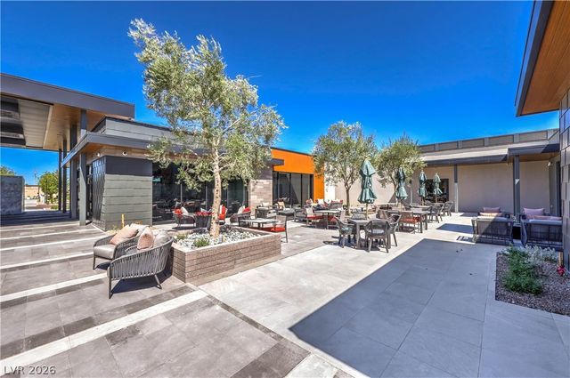 9584 SARD Lane, Las Vegas, NV 89143