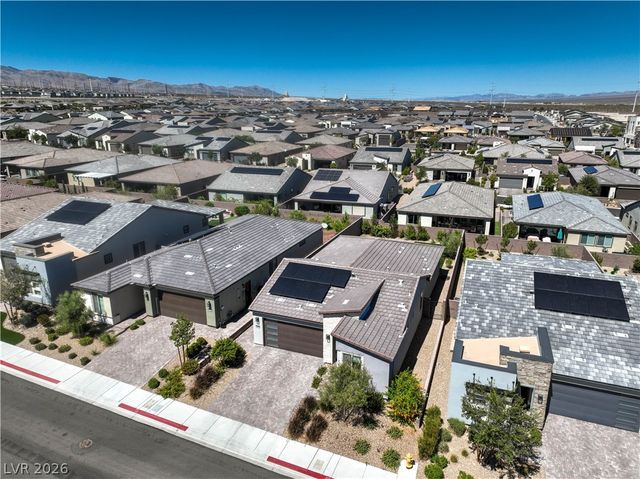 9584 SARD Lane, Las Vegas, NV 89143