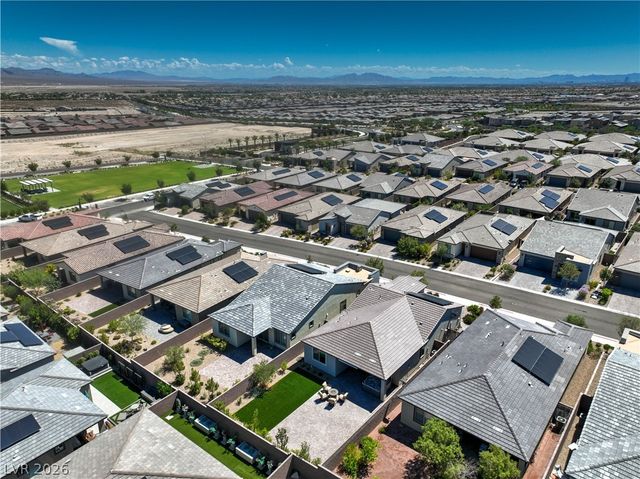 9584 SARD Lane, Las Vegas, NV 89143