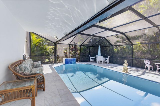 2200 SW 36th Terrace, Delray Beach, FL 33445