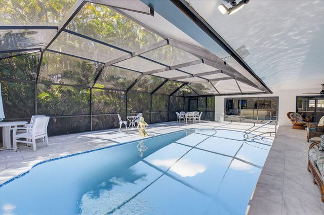 2200 SW 36th Terrace, Delray Beach, FL 33445