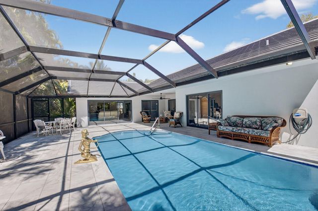 2200 SW 36th Terrace, Delray Beach, FL 33445