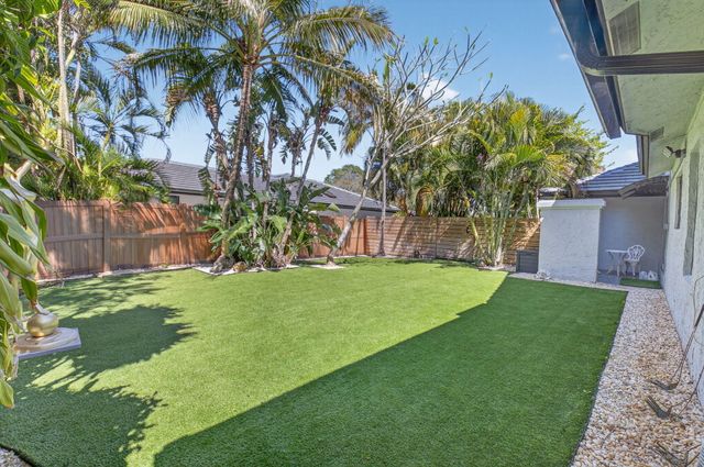 2200 SW 36th Terrace, Delray Beach, FL 33445