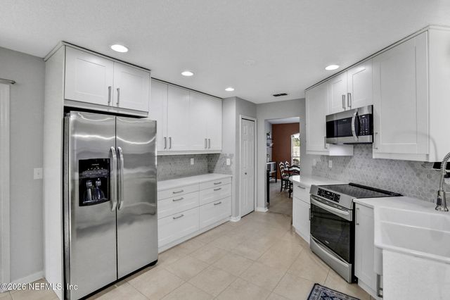 4720 YELLOW STAR Lane W, Jacksonville, FL 32224