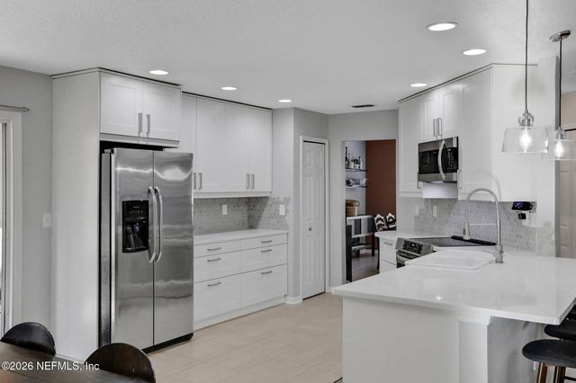 4720 YELLOW STAR Lane W, Jacksonville, FL 32224