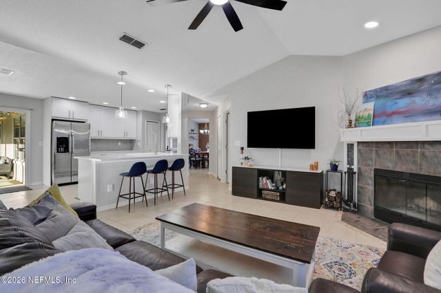 4720 YELLOW STAR Lane W, Jacksonville, FL 32224