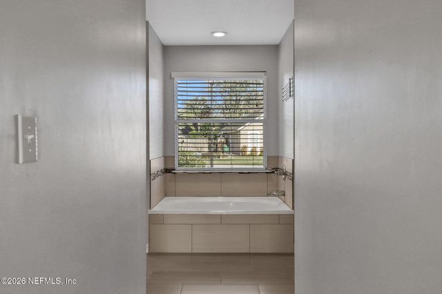 4720 YELLOW STAR Lane W, Jacksonville, FL 32224