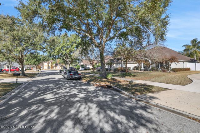 132 OAKWOOD PLANTATION Drive, Fleming Island, FL 32003