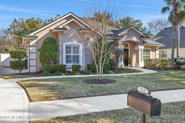 132 OAKWOOD PLANTATION Drive, Fleming Island, FL 32003