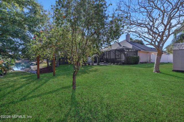 132 OAKWOOD PLANTATION Drive, Fleming Island, FL 32003