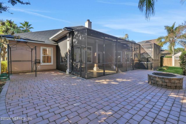 132 OAKWOOD PLANTATION Drive, Fleming Island, FL 32003