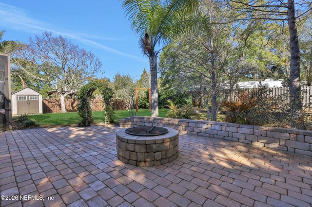 132 OAKWOOD PLANTATION Drive, Fleming Island, FL 32003