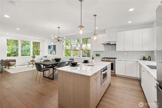 815 N 48th Street, Seattle, WA 98103