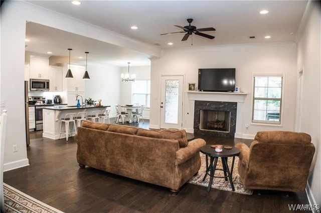 12604 WINDWORD POINTE, Northport, AL 35475