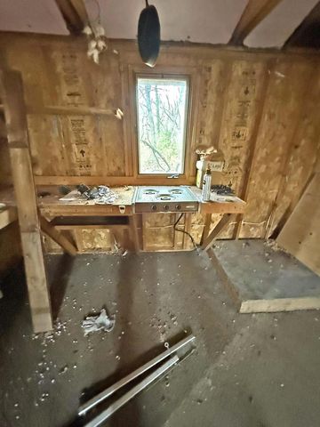 N4854 Eagle Nest Drive, Elroy, WI 53929