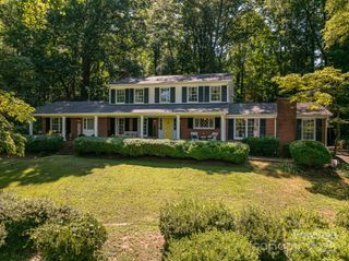 1055 Fairway Lane, Lincolnton, NC 28092
