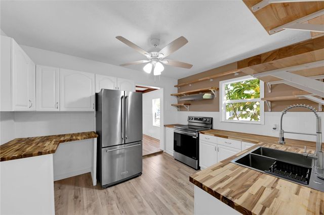 3203 E 38TH AVENUE, Tampa, FL 33610