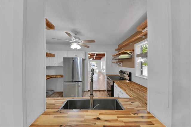 3203 E 38TH AVENUE, Tampa, FL 33610