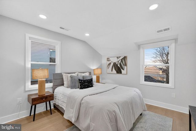 840 DIVISION AVE NE, Washington, DC 20019