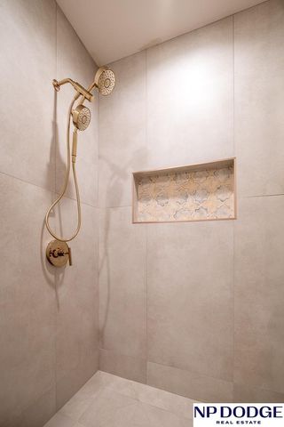 8909 Appaloosa Lane, Lincoln, NE 68520