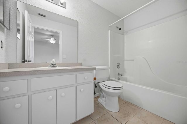 5084 WHITE AVENUE, Port Charlotte, FL 33981