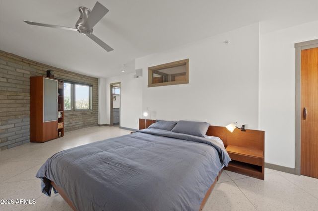 6111 N PALO CRISTI Road, Paradise Valley, AZ 85253