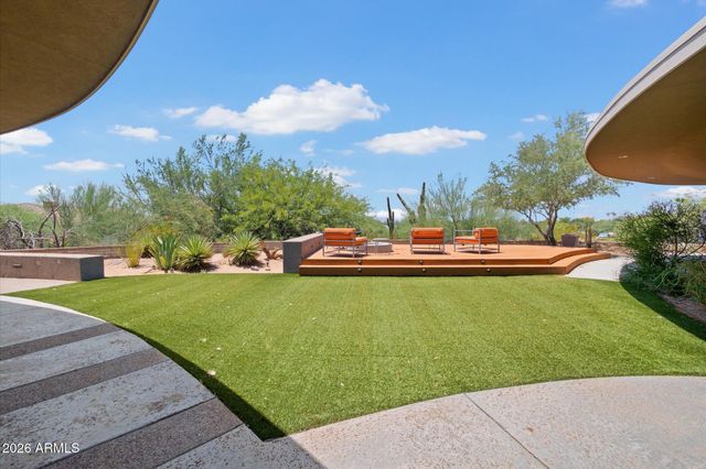 6111 N PALO CRISTI Road, Paradise Valley, AZ 85253