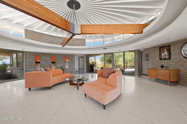 6111 N PALO CRISTI Road, Paradise Valley, AZ 85253