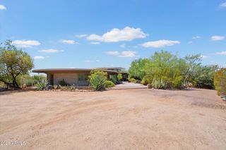 6111 N PALO CRISTI Road, Paradise Valley, AZ 85253