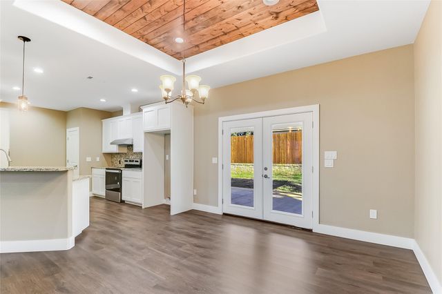 427 E Castleshoals DR, Granite Shoals, TX 78654