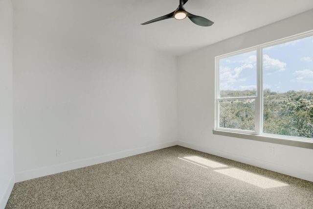 3405 Congress Ave, Lago Vista, TX 78645