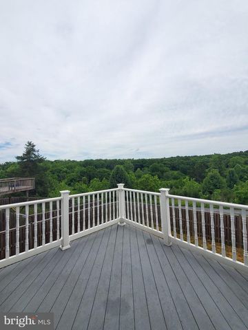 29 LITCHFIELD LN E, Martinsburg, WV 25405