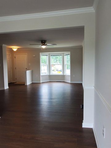 29 LITCHFIELD LN E, Martinsburg, WV 25405