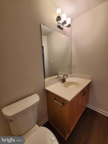 29 LITCHFIELD LN E, Martinsburg, WV 25405