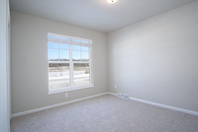 2175 Autumn Lake Parkway, Madison, WI 53718