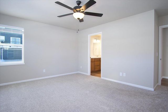 2175 Autumn Lake Parkway, Madison, WI 53718