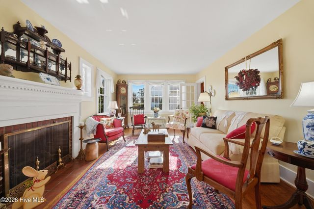 1521 W Queen Street, Edenton, NC 27932