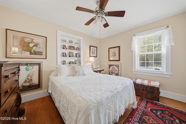 1521 W Queen Street, Edenton, NC 27932