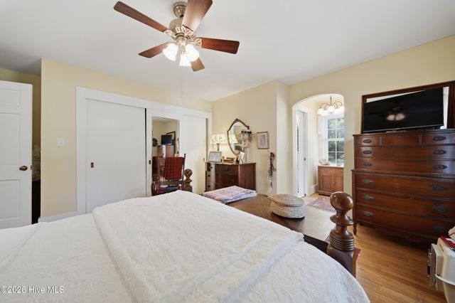 1521 W Queen Street, Edenton, NC 27932