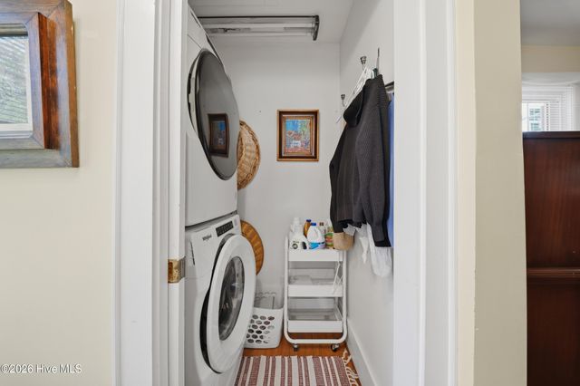 1521 W Queen Street, Edenton, NC 27932