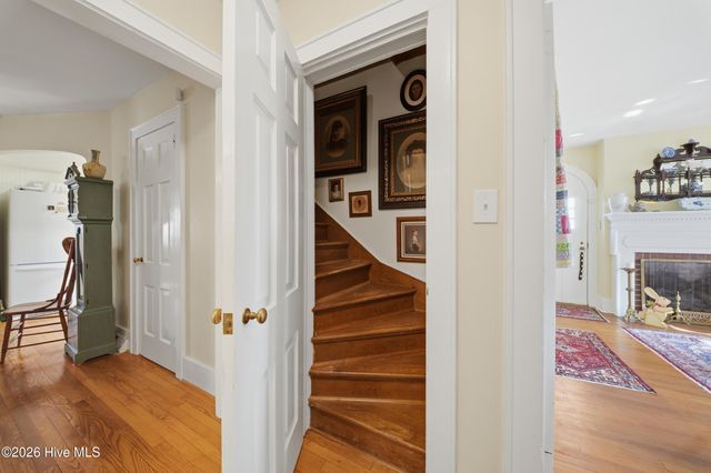 1521 W Queen Street, Edenton, NC 27932