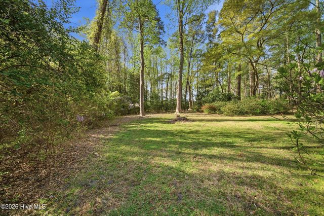 1521 W Queen Street, Edenton, NC 27932