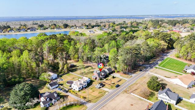1521 W Queen Street, Edenton, NC 27932