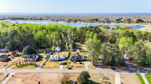 1521 W Queen Street, Edenton, NC 27932