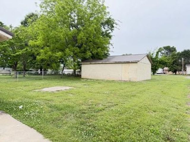 102 Hodges St, N, Cowan, TN 37318