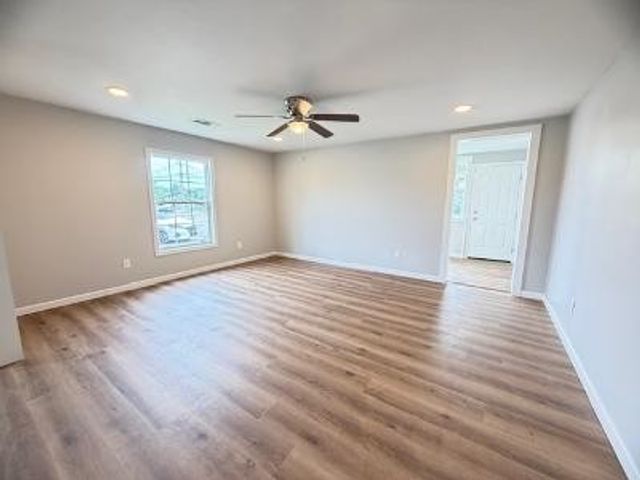 102 Hodges St, N, Cowan, TN 37318