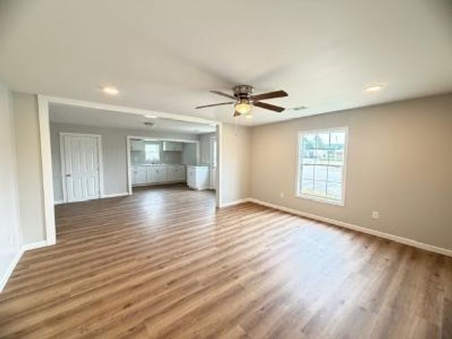 102 Hodges St, N, Cowan, TN 37318