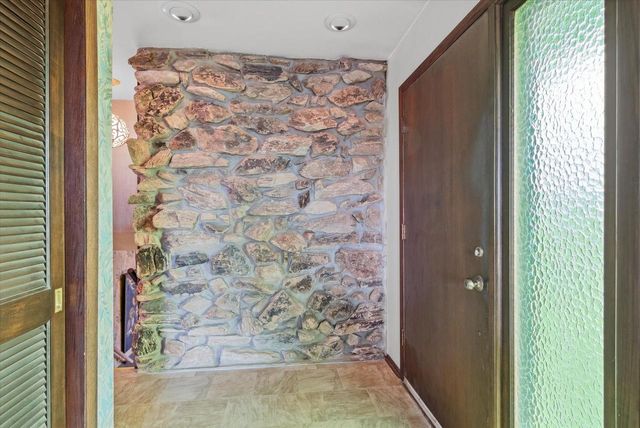 W260N5139 Autumn TRAIL, Pewaukee, WI 53072