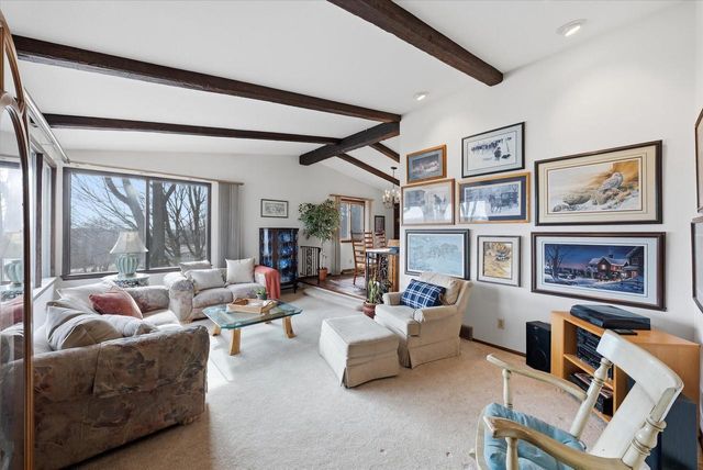 W260N5139 Autumn TRAIL, Pewaukee, WI 53072